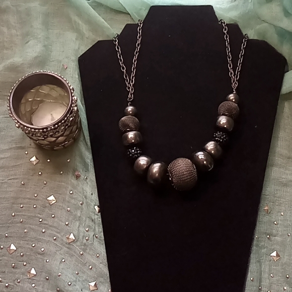 Gunmetal bead necklace - Picture 1 of 2